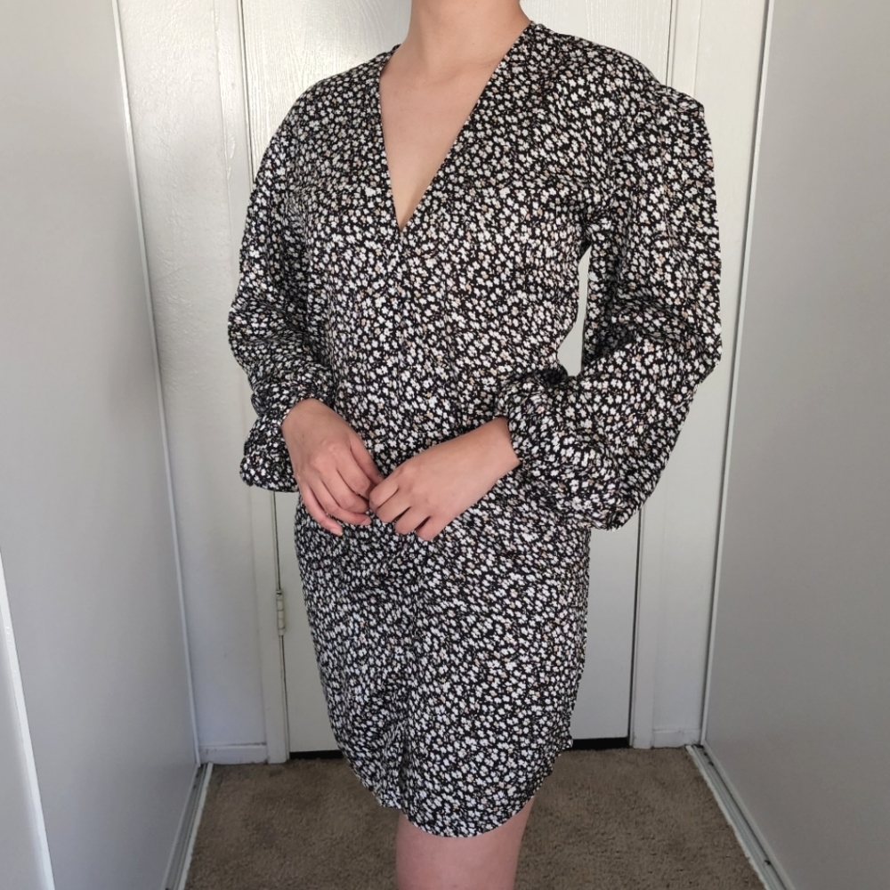 AFRM tiny flower mini wrapped dress Size XS - Picture 1 of 6